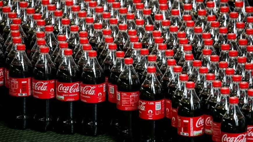 Coca-Cola faz recall de 28 milhões de garrafas que podem estar contaminadas