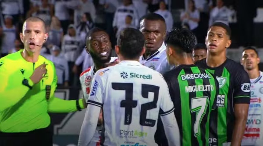 Jogador do América Mineiro é preso após caso de injuria racial