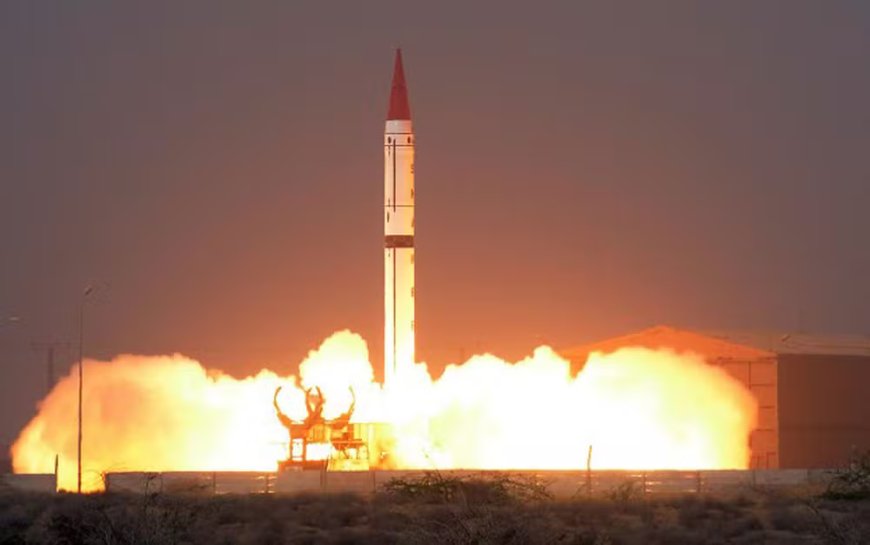 Conflito na Caxemira reacende alertas sobre arsenais nucleares de Índia e Paquistão
