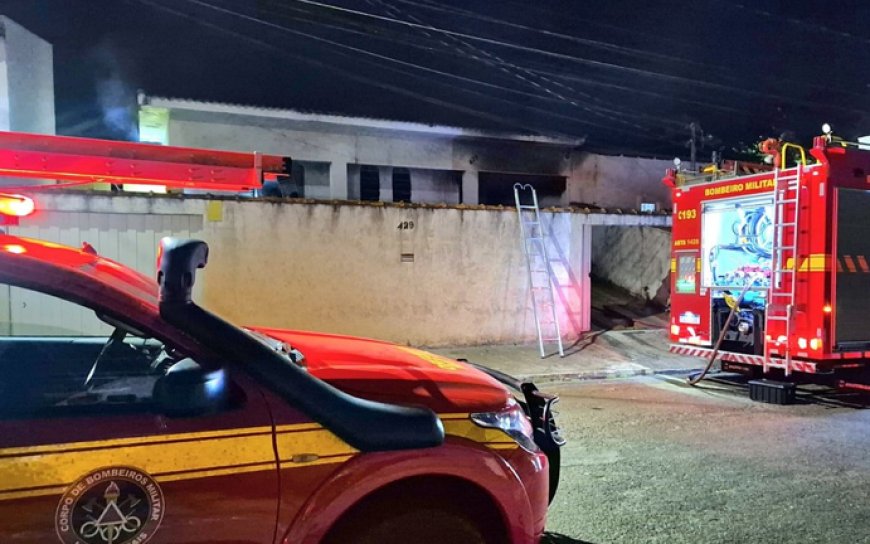 Corpo de cadeirante é encontrado com sinais de violência dentro de casa incendiada em Alfenas, MG