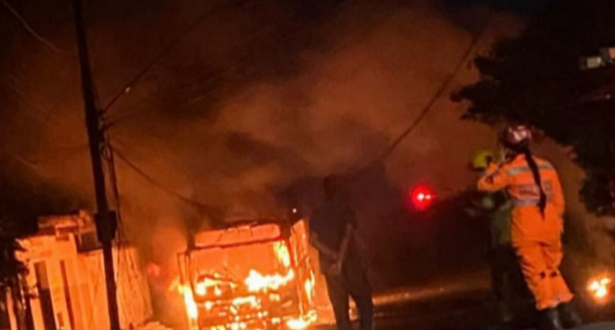 Dupla suspeita de atear fogo em ônibus coletivo é presa pela Rotam na Grande BH