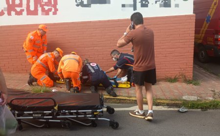 COLISÃO ENTRE CARRO E MOTO EM ALFENAS